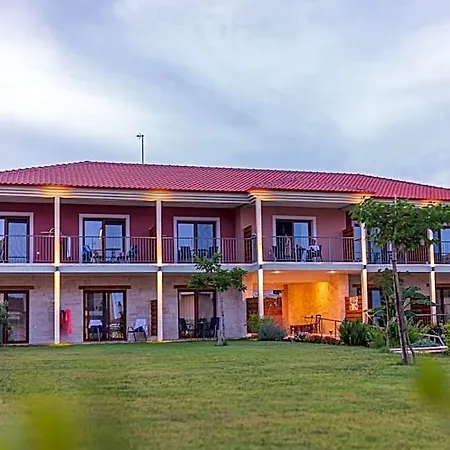 Samari Afitos *